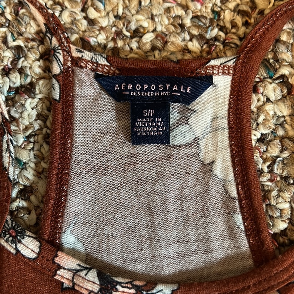 Tank top - Picture 2 of 2